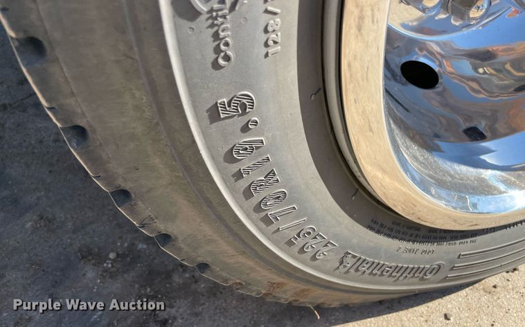 image for item DQ2273 2014 Ford F550 Super Duty  utility / service truck