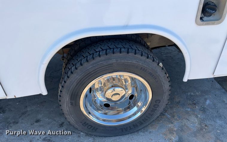 image for item DQ2273 2014 Ford F550 Super Duty  utility / service truck