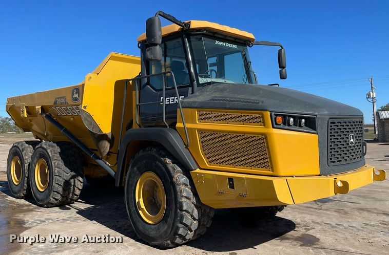 image for item DQ2274 2022 John Deere 260E  haul truck