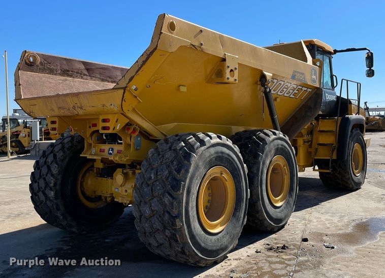 image for item DQ2274 2022 John Deere 260E  haul truck
