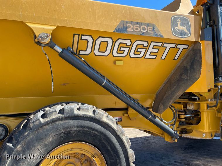 image for item DQ2274 2022 John Deere 260E  haul truck
