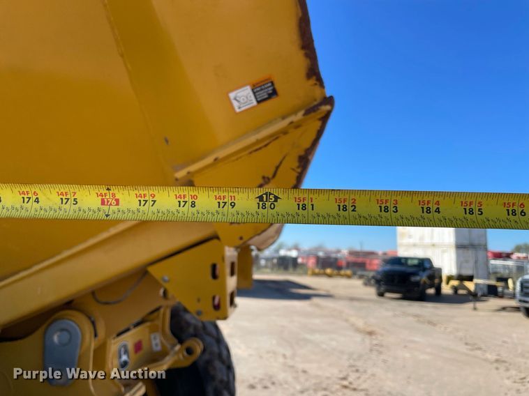 image for item DQ2274 2022 John Deere 260E  haul truck