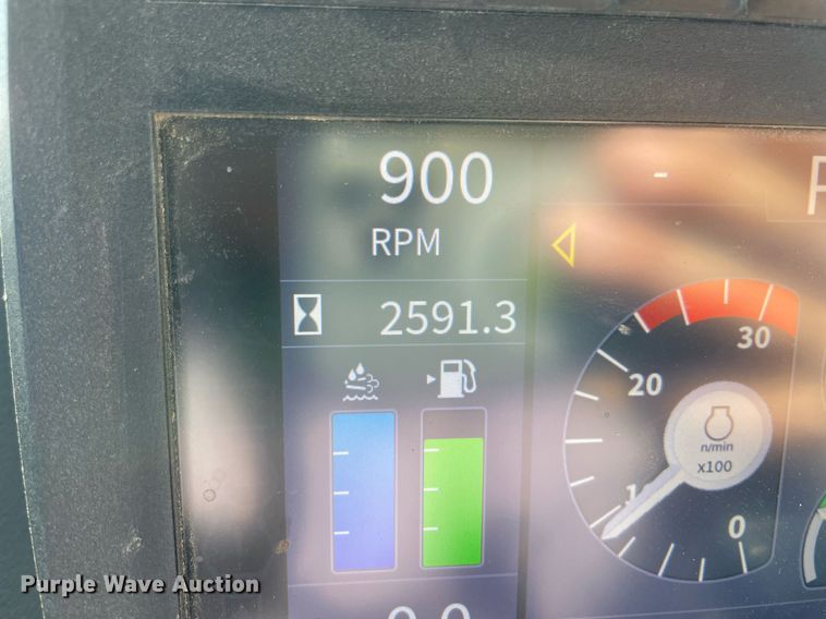 image for item DQ2274 2022 John Deere 260E  haul truck