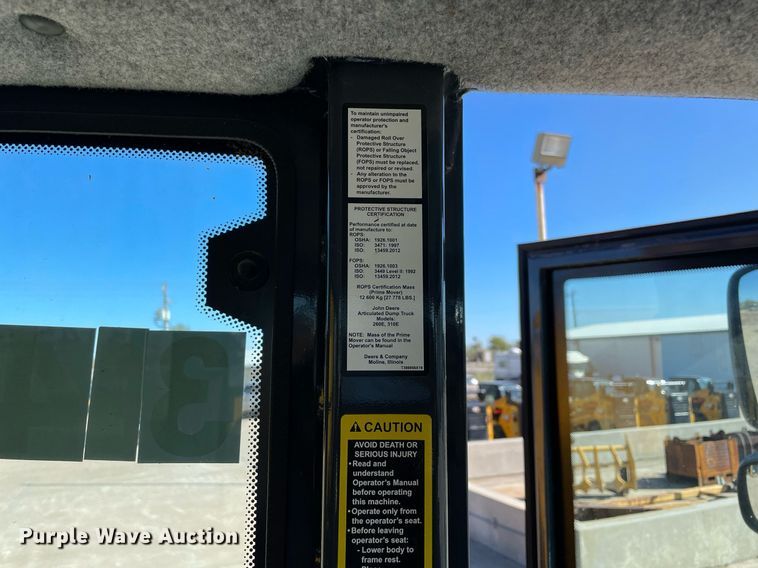 image for item DQ2274 2022 John Deere 260E  haul truck