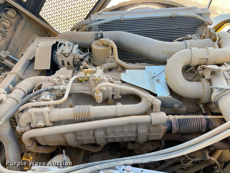 image for item DQ2274 2022 John Deere 260E  haul truck