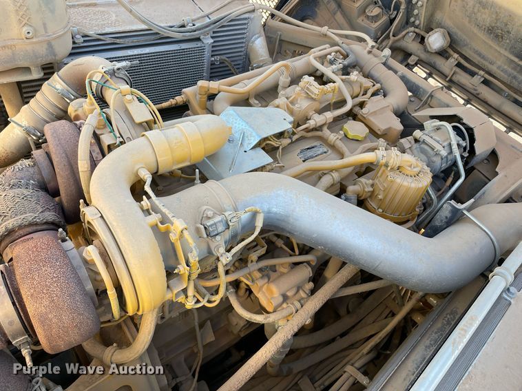 image for item DQ2274 2022 John Deere 260E  haul truck