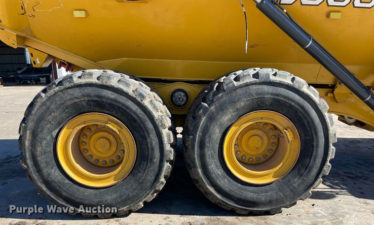 image for item DQ2274 2022 John Deere 260E  haul truck