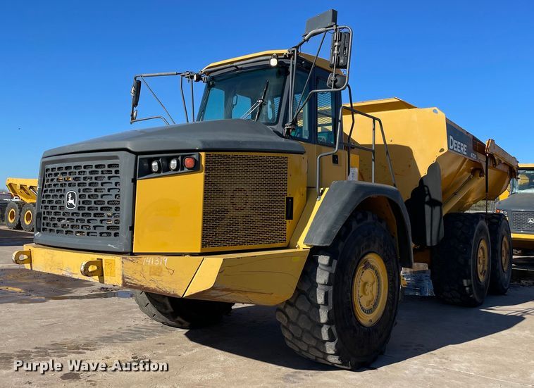 image for item DQ2275 2015 John Deere 410E  haul truck
