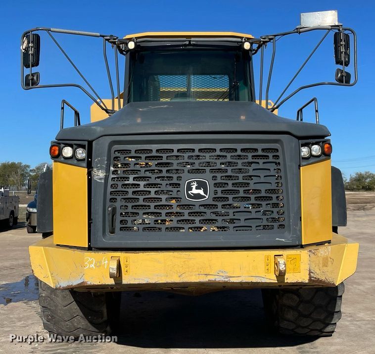 image for item DQ2275 2015 John Deere 410E  haul truck
