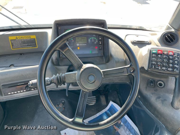 image for item DQ2275 2015 John Deere 410E  haul truck