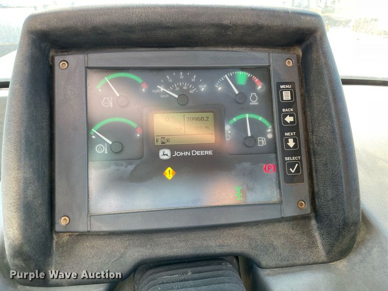 image for item DQ2275 2015 John Deere 410E  haul truck