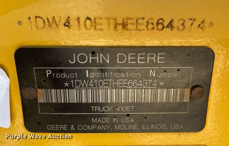 image for item DQ2275 2015 John Deere 410E  haul truck