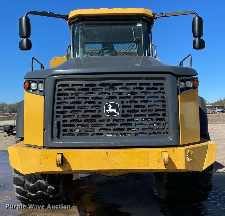 image for item DQ2276 2017 John Deere 410E  haul truck