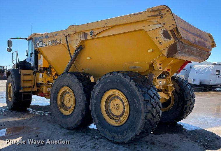 image for item DQ2276 2017 John Deere 410E  haul truck