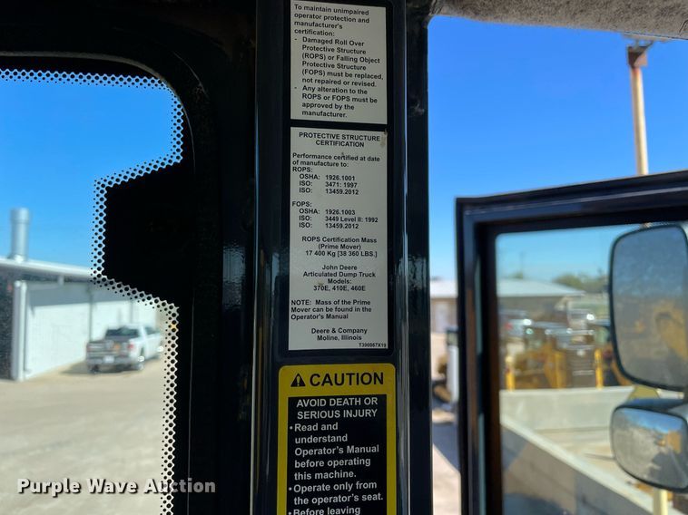 image for item DQ2276 2017 John Deere 410E  haul truck