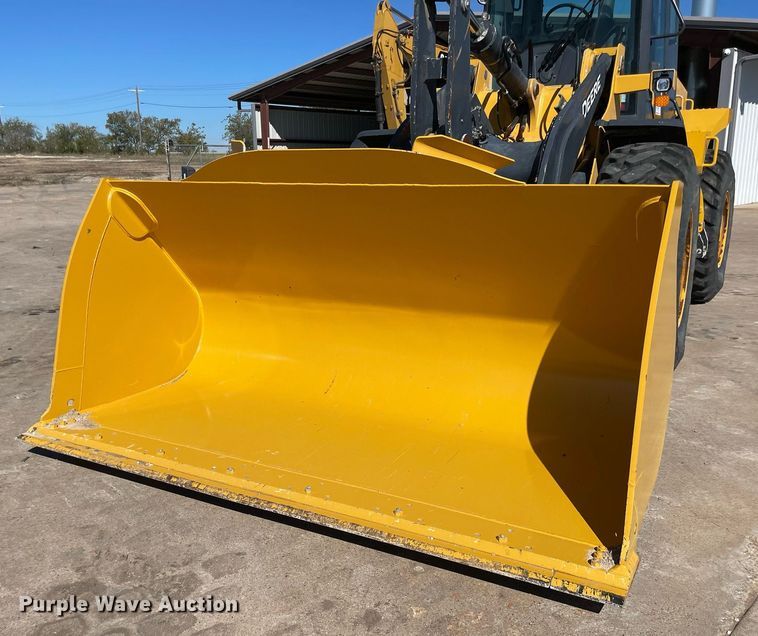 image for item DQ2277 2022 John Deere 544 P-TIER  wheel loader