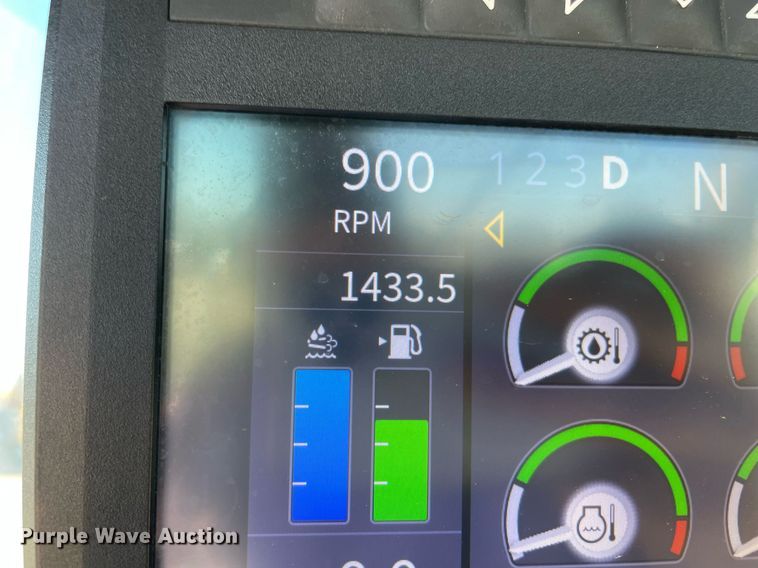 image for item DQ2277 2022 John Deere 544 P-TIER  wheel loader