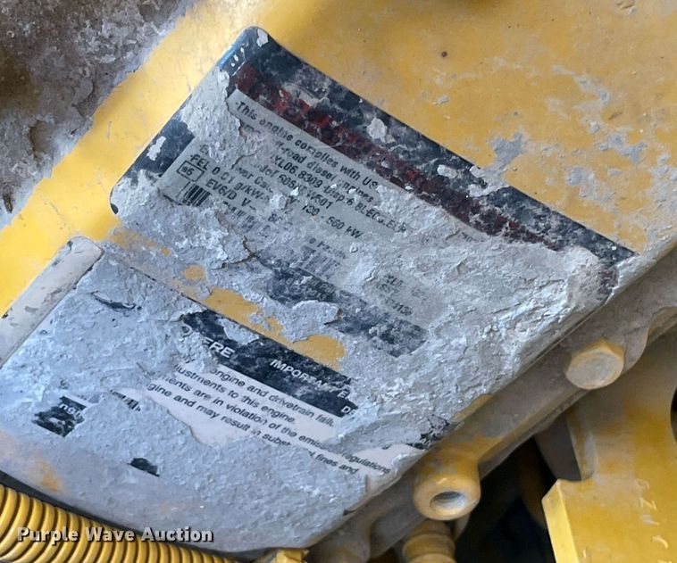 image for item DQ2277 2022 John Deere 544 P-TIER  wheel loader