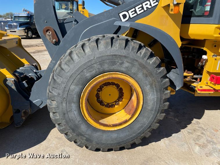 image for item DQ2277 2022 John Deere 544 P-TIER  wheel loader