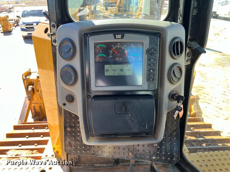 image for item DQ2278 2015 Caterpillar D6T XW  dozer