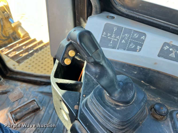 image for item DQ2278 2015 Caterpillar D6T XW  dozer