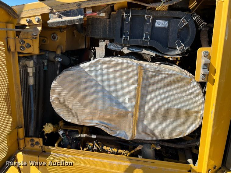 image for item DQ2278 2015 Caterpillar D6T XW  dozer