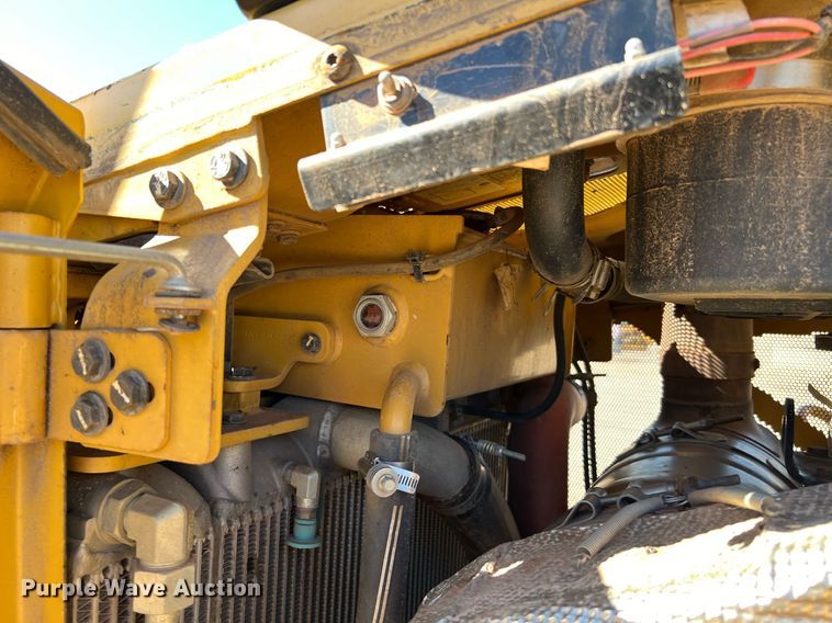 image for item DQ2278 2015 Caterpillar D6T XW  dozer