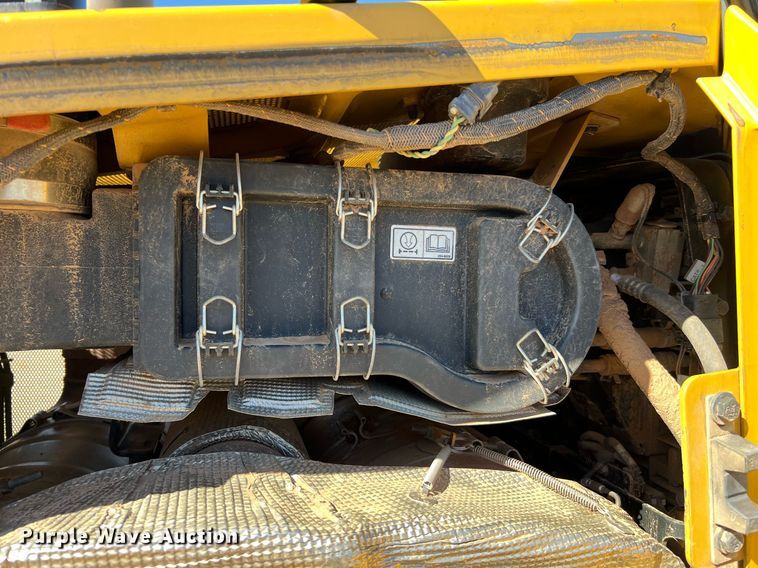 image for item DQ2278 2015 Caterpillar D6T XW  dozer