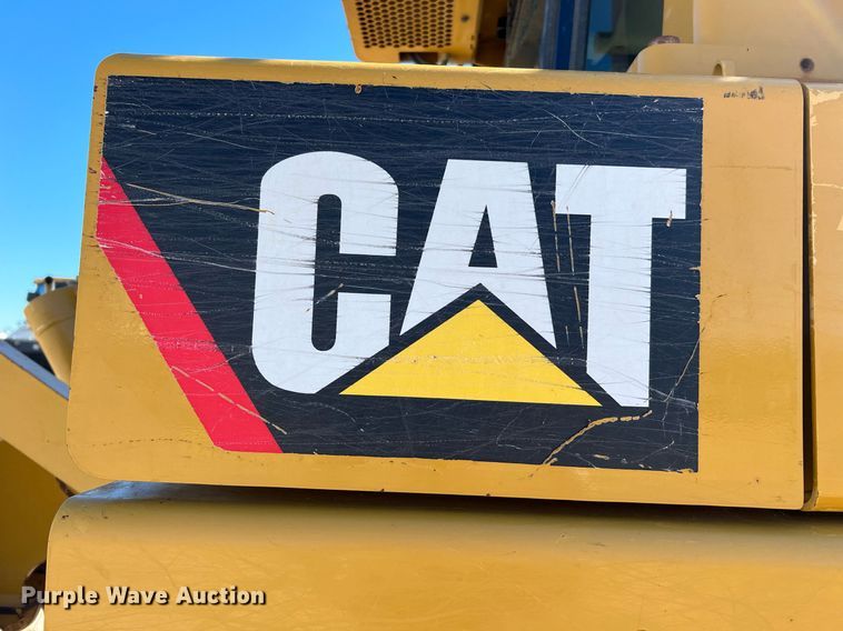 image for item DQ2278 2015 Caterpillar D6T XW  dozer