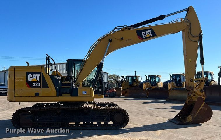 image for item DQ2279 2018 Caterpillar 320  excavator
