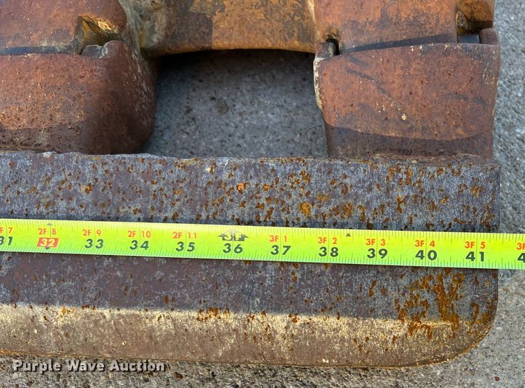 image for item DQ2279 2018 Caterpillar 320  excavator