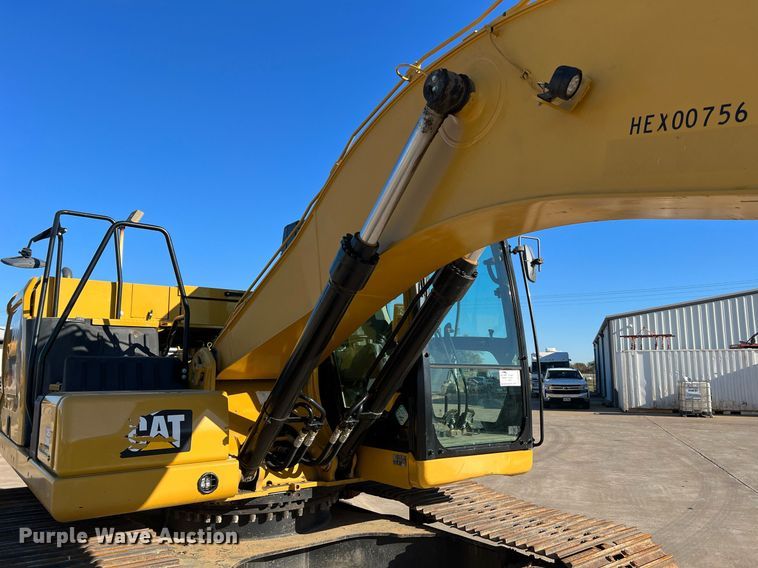 image for item DQ2279 2018 Caterpillar 320  excavator