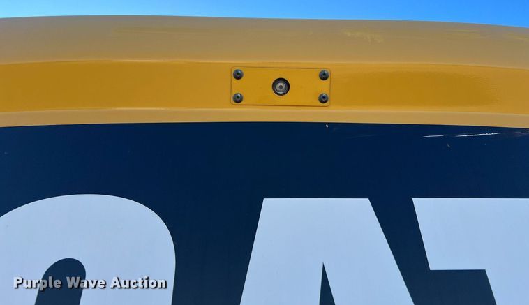 image for item DQ2279 2018 Caterpillar 320  excavator