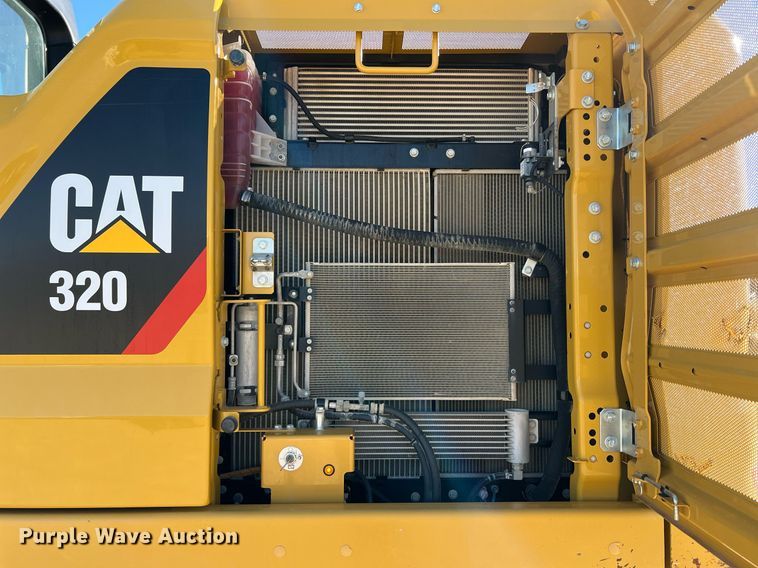 image for item DQ2279 2018 Caterpillar 320  excavator