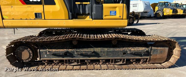 image for item DQ2279 2018 Caterpillar 320  excavator