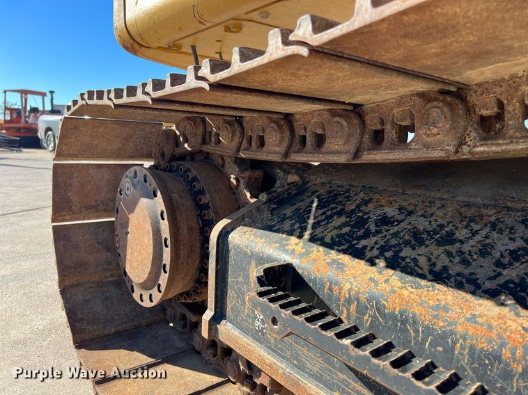 image for item DQ2279 2018 Caterpillar 320  excavator