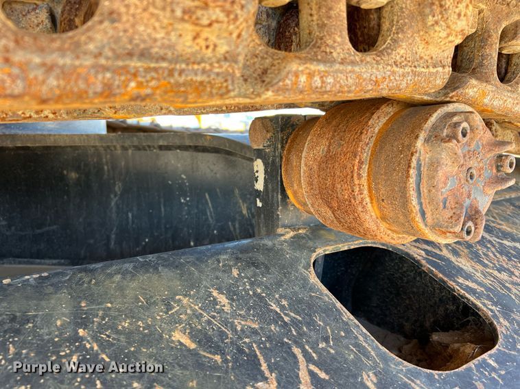 image for item DQ2279 2018 Caterpillar 320  excavator