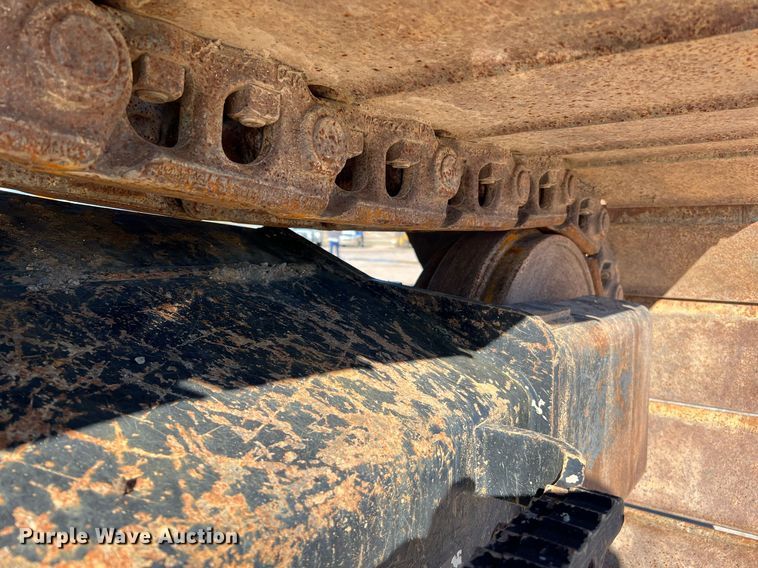 image for item DQ2279 2018 Caterpillar 320  excavator