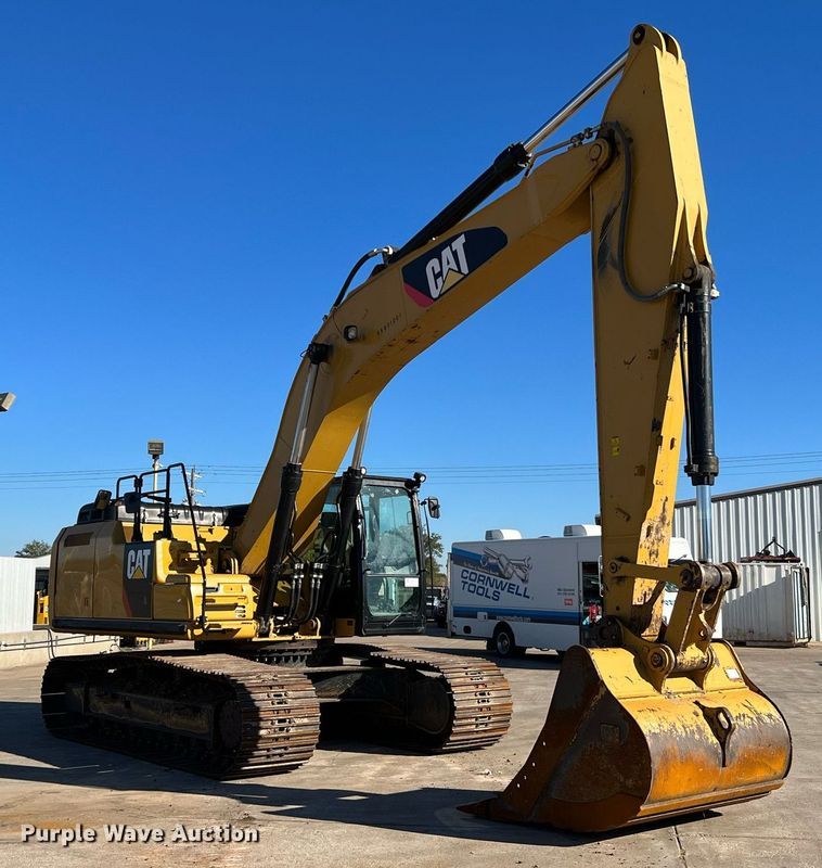 image for item DQ2280 2015 Caterpillar 336FL  excavator