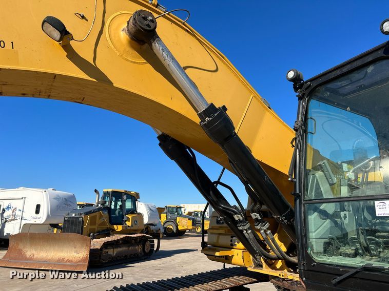 image for item DQ2280 2015 Caterpillar 336FL  excavator
