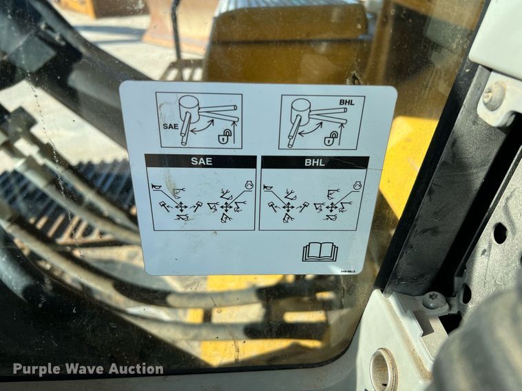 image for item DQ2280 2015 Caterpillar 336FL  excavator