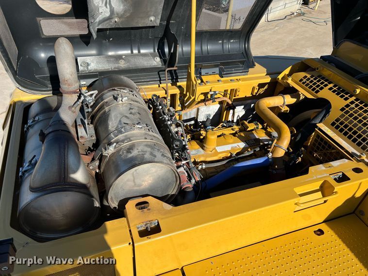 image for item DQ2280 2015 Caterpillar 336FL  excavator