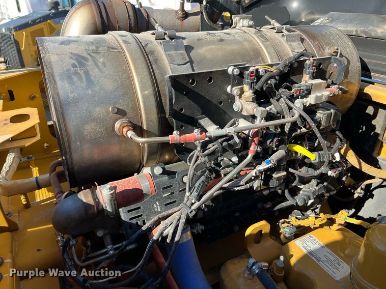 image for item DQ2280 2015 Caterpillar 336FL  excavator