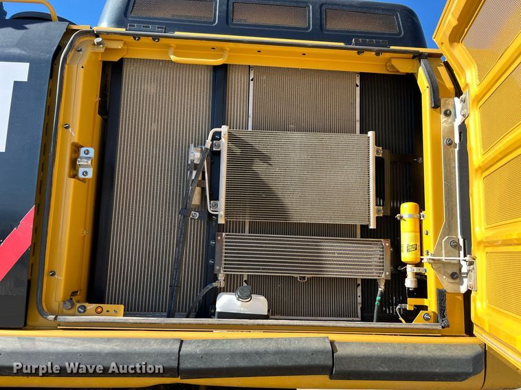 image for item DQ2280 2015 Caterpillar 336FL  excavator