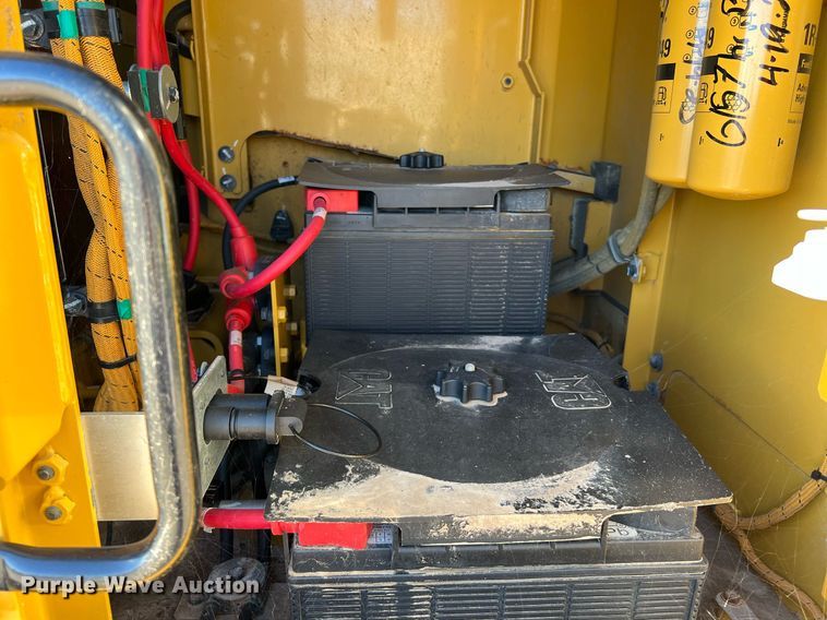 image for item DQ2280 2015 Caterpillar 336FL  excavator