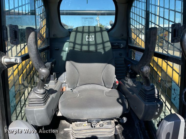 image for item DQ2281 2020 Caterpillar 259D3  tracked skid steer loader