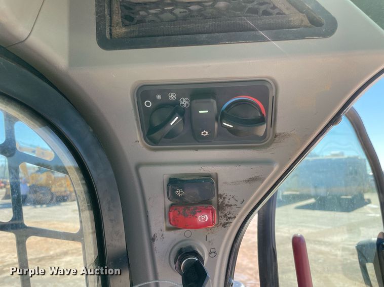 image for item DQ2282 2020 Caterpillar 259D3  tracked skid steer loader