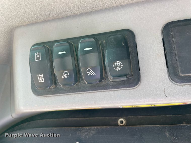 image for item DQ2282 2020 Caterpillar 259D3  tracked skid steer loader