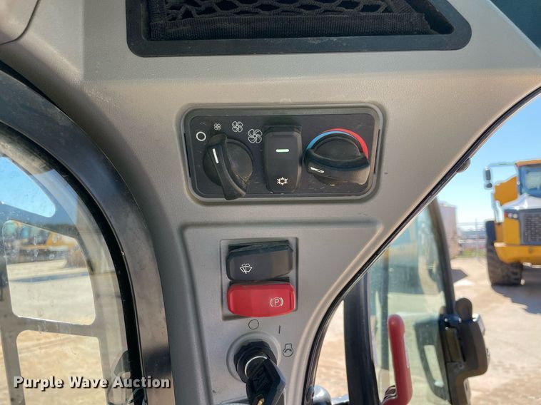 image for item DQ2283 2021 Caterpillar 259D3  tracked skid steer loader