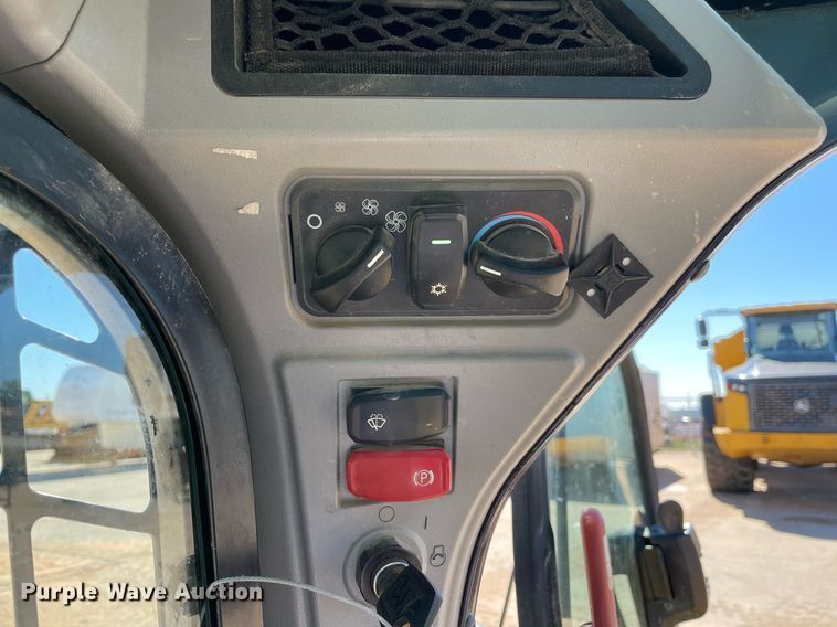 image for item DQ2284 2020 Caterpillar 259D3  tracked skid steer loader